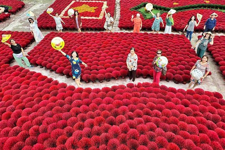 Quang Phu Cau Incense Village and Trang An Complex Full Day Tour
