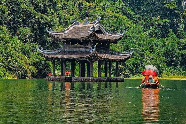 Private Ninh Binh Day Trip: Local Family, Trang An & Bich Dong
