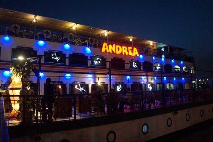 Cairo Dinner cruise on the Nile and Show