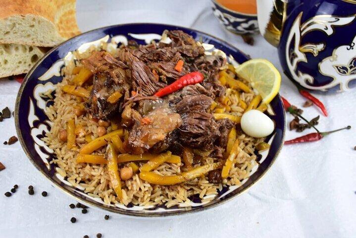 Samarkand Local Family Cooking Class and Siyob Bazaar Tour