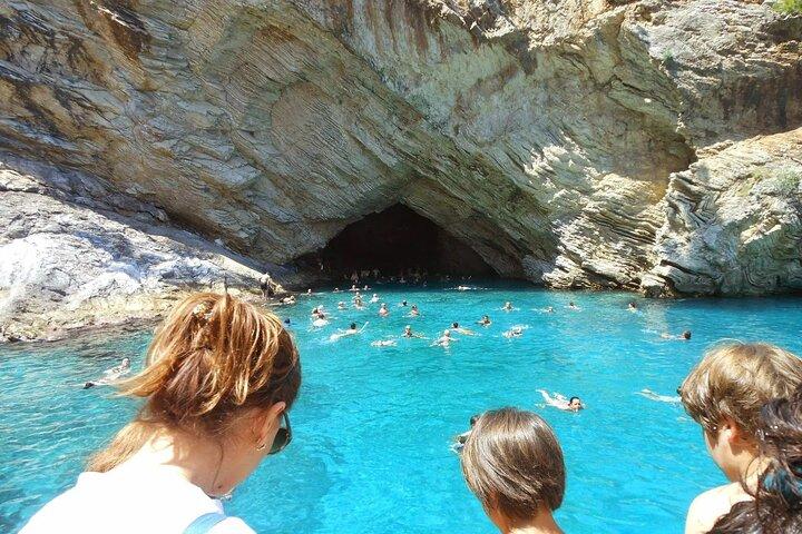 Butterfly Valley Boat Trip & 6 Bays Cruise from Fethiye, Ölüdeniz