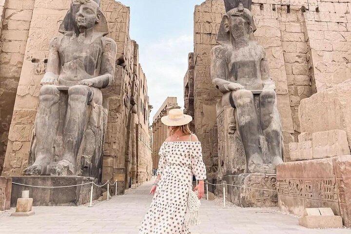 Full-Day Luxor private Tour from Cairo / Giza by Plane include lunch