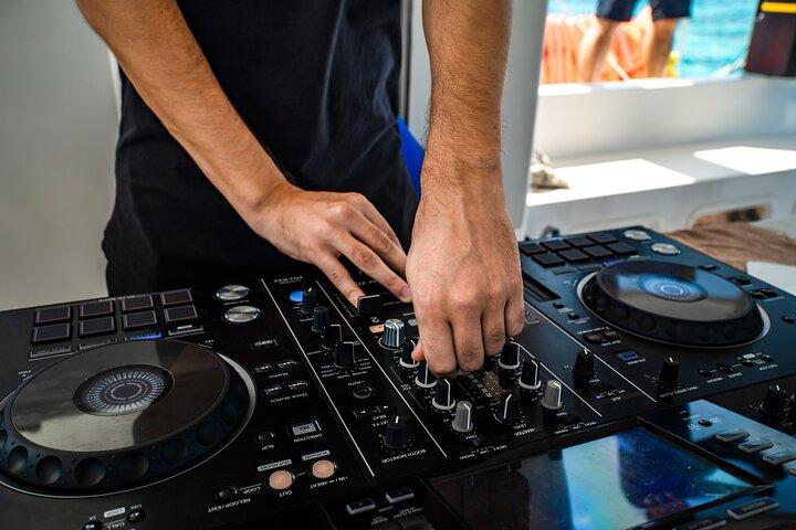 Catamaran Booze Party With Open Bar in Cancun