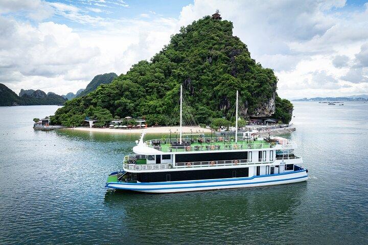 The Best of Halong Bay with 5-Star Luxury Day Cruise from Hanoi