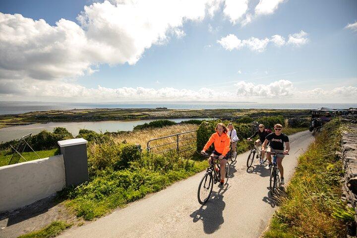 Aran Islands Bike Tour with Tea and Scones from Galway