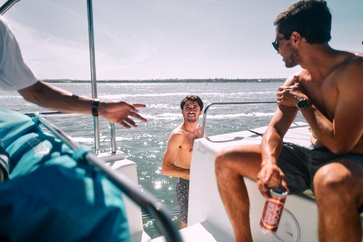 4 Hours Private Tour with Dives in Catamaran in Lisbon