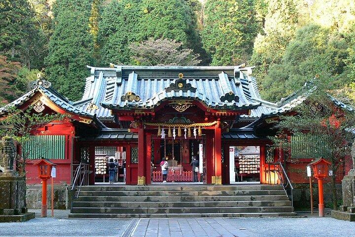 Mt. Fuji Hakone Shrine, Owakudani English Bus Tour or Small Group