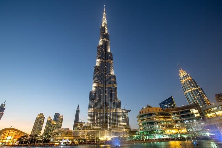 Iconic Burj Khalifa Views Experience Dubai's Skyline