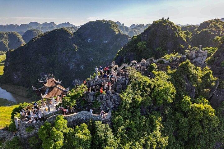 Ninh Binh Full Day Tour from Hanoi includes Boat and Bike