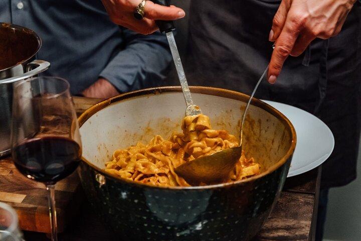Fresh Pasta and Sauce Making Class in New York