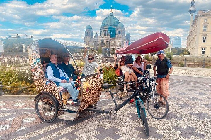 Rickshaw Private Sightseeing City Tour Berlin