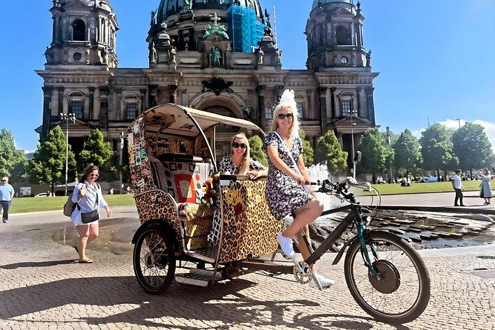 Rickshaw Private Sightseeing City Tour Berlin