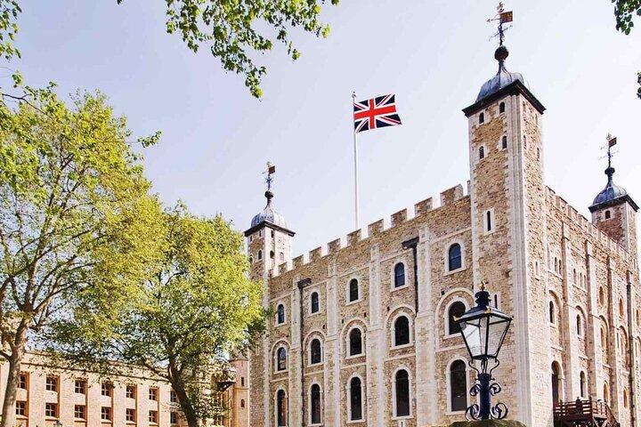 British Royalty Walking Tour & Visit the Tower of London