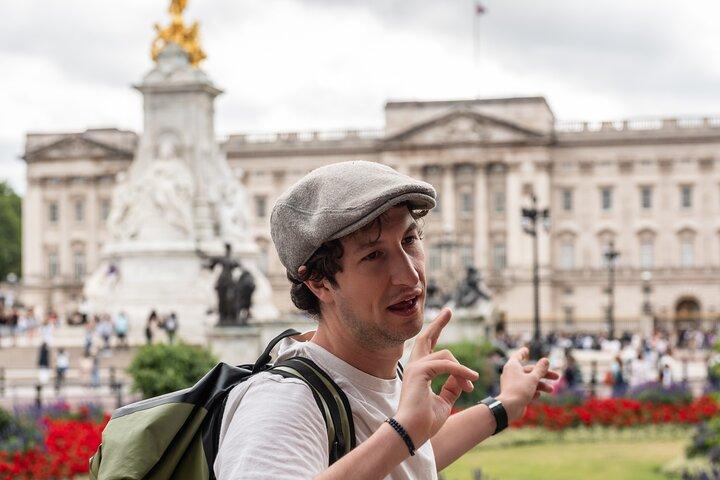 The Crown British Royalty Walking Tour