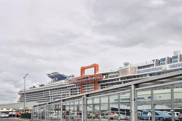 Private Transfer from London to Southampton Port or Hotel