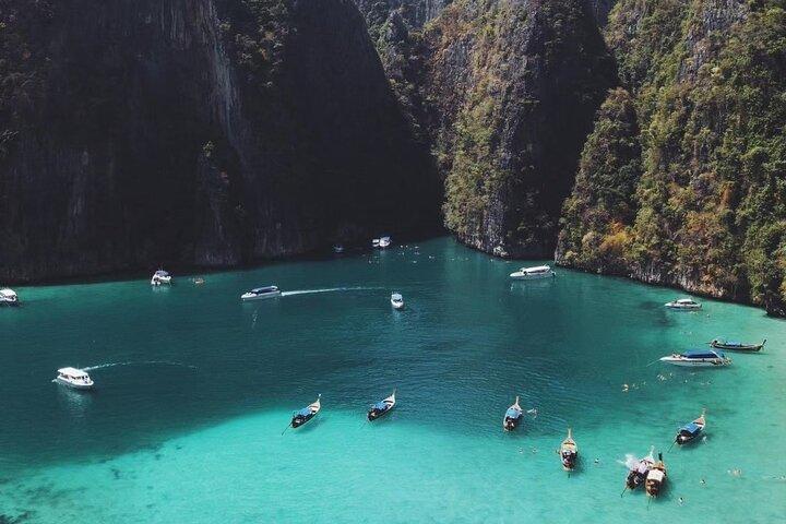 Phi Phi, Maya and Bamboo Islands Day Tour by Speedboat in Krabi