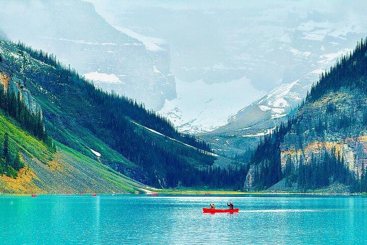 ShuttleBus 2way Banff to Lake Louise (1Hr) and Moraine Lake (1Hr)