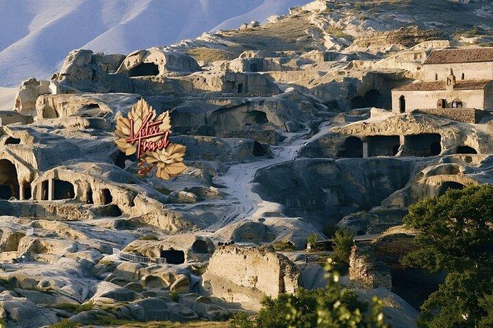DayTrip Tbilisi to Mtskheta Jvari Gori and Uplitsikhe GuidedTour