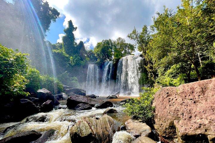 Phnom Kulen Waterfall and Banteay Srei Temple Tour from Siem Reap