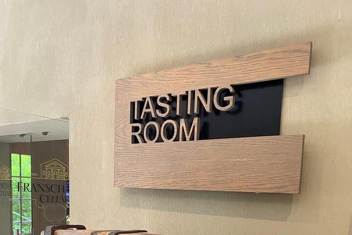 From Cape Town: Franschhoek & Stellenbosch wine tasting tour