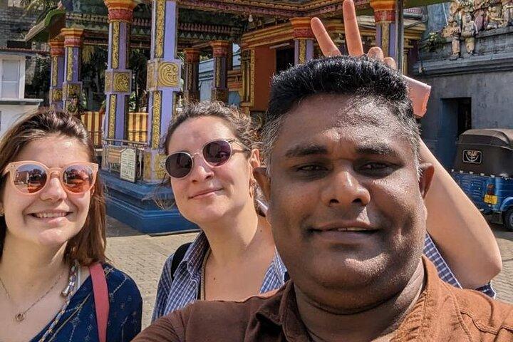 Kandy Heritage City Tour by tuktuk