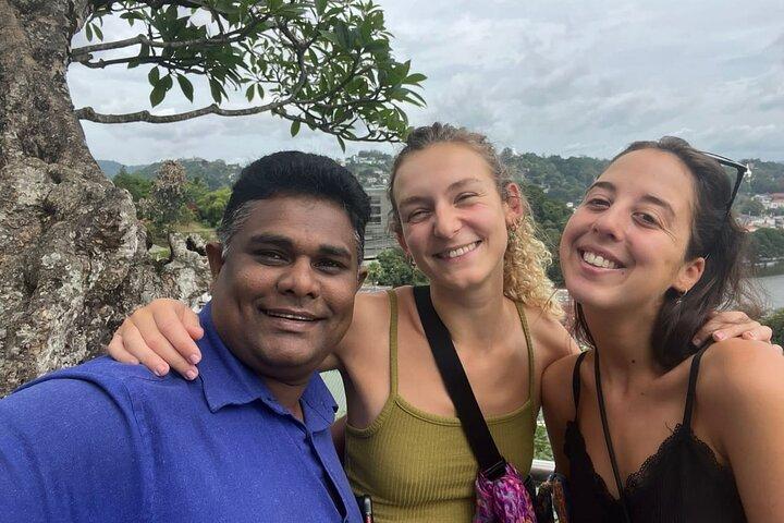 Kandy Heritage City Tour by tuktuk