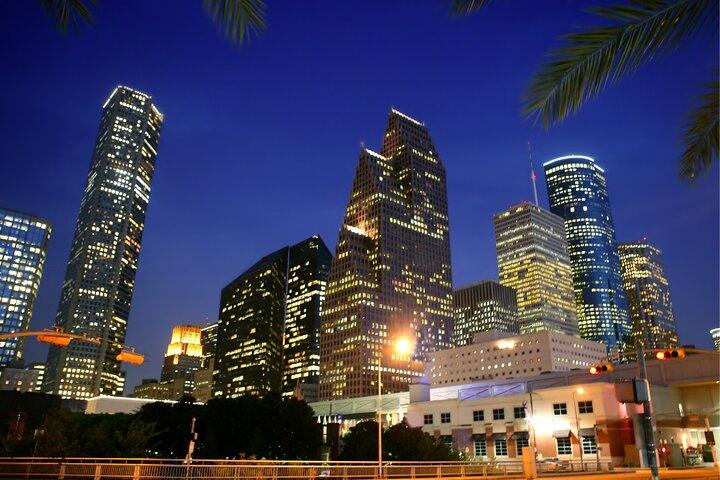 Dallas Scavenger Hunt and Highlights Self Guided Walking Tour