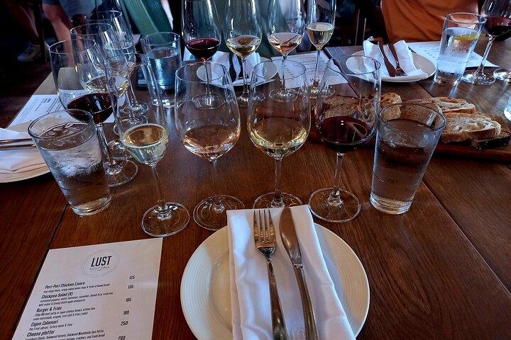 Table Mountain & Constantia wine tasting tour in Cape Town