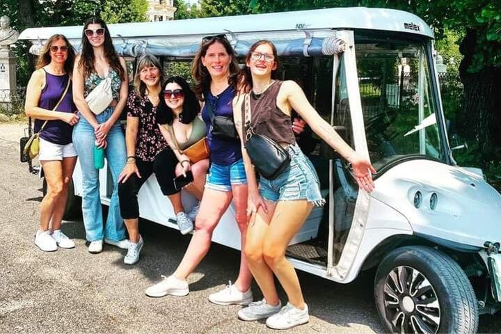 Private Panoramic Rome Golf Cart Tour with Pantheon Entry