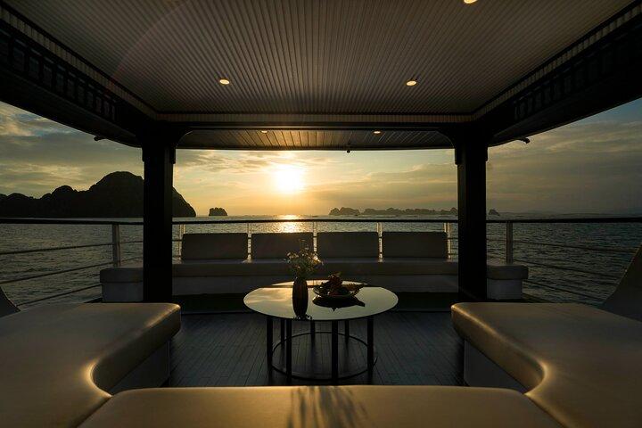 Halong Bay Day Cruise with Small Group on Boat, Best Care