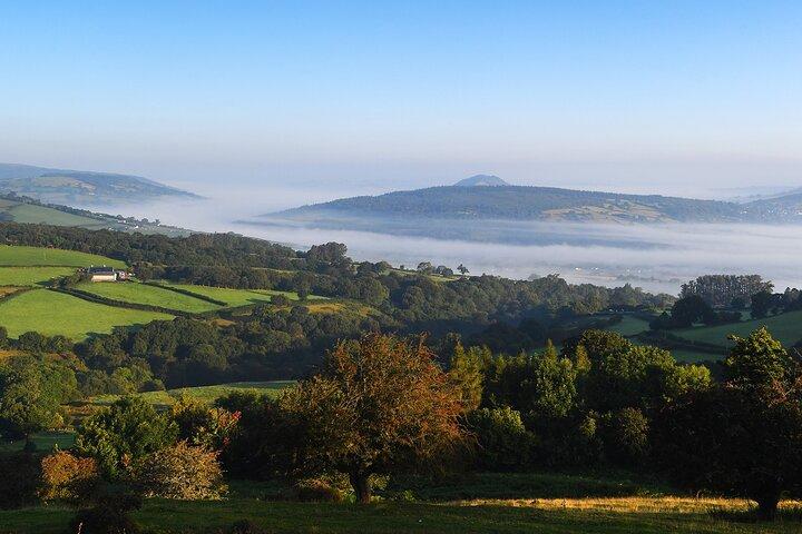 Cardiff: Welsh Castles, Mountains & Steam Railway Day Tour