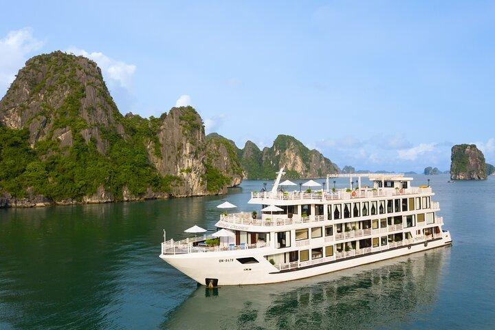 BEST SELLER - 3 Day 2 Night Halong Bay Cruise with All-Inclusive