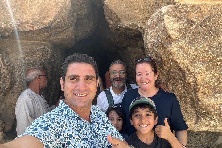 Private All-Inclusive Giza Pyramids & Sphinx with Egyptologist