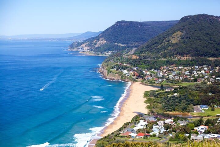 Sydney to Grand Pacific Drive - Kiama & Southern Highlands Tour