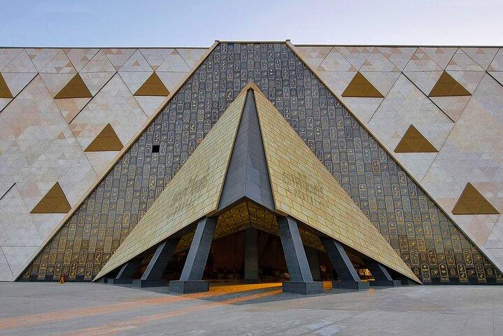 Private Cairo Tour: Grand Egyptian Museum & Giza Pyramids