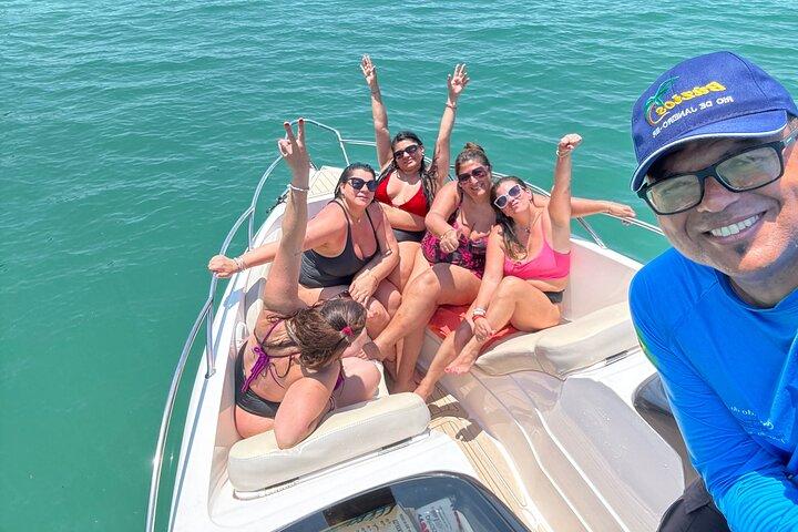 Private Boat Tour through the beautiful beaches and islands of Búzios
