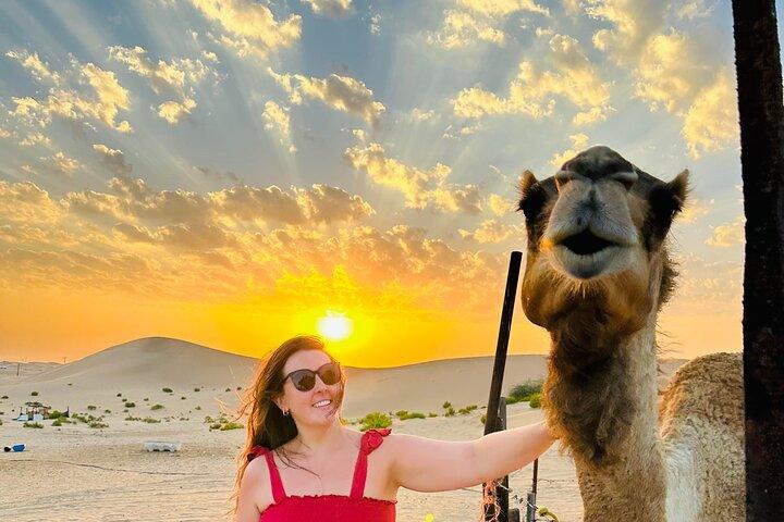 2 Days: Abu Dhabi Half Day City Tour & Evening Desert Safari