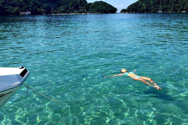 Tour of Angra dos Reis and Ilha Grande with Lunch Included