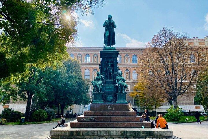 Hitler’s Vienna: A Self-Guided Tour