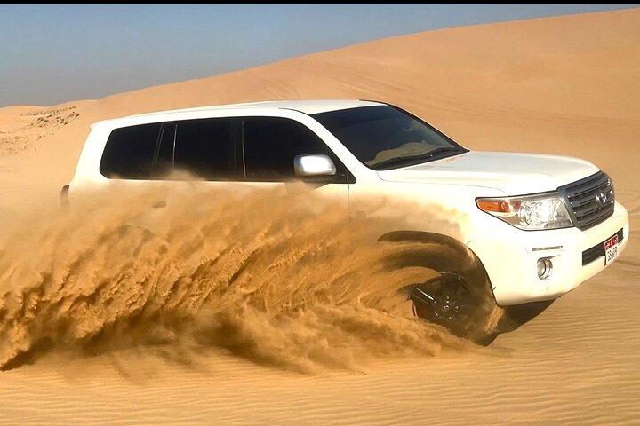Private Abu Dhabi Sunset Desert Safari with Sand Boarding