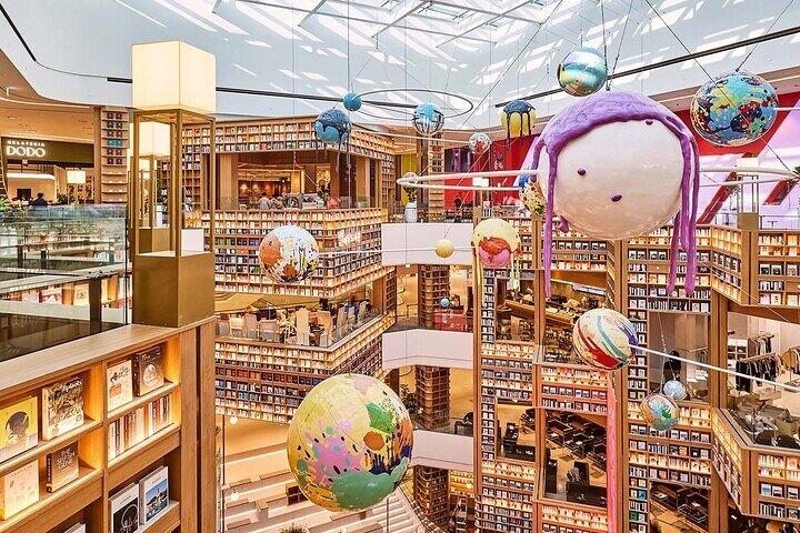 Suwon Hwaseong+Gwangmyeong Cave+Starfield Library from Seoul