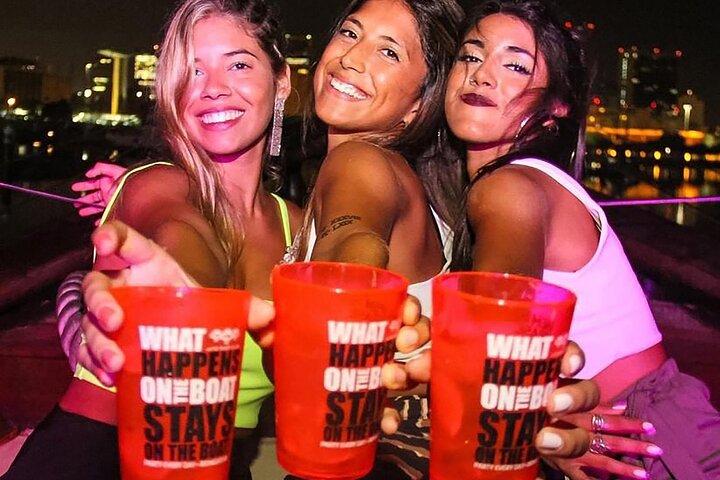 Party Onboard at Rio Boat Club
