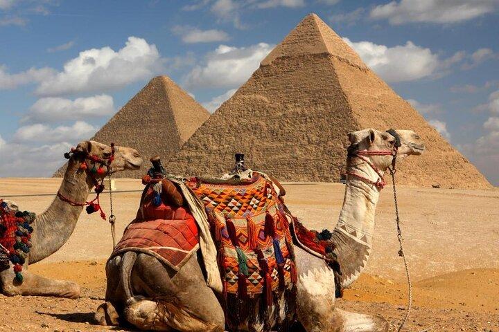 Full Day Tour Pyramids of Giza, Sakkara and Memphis From Cairo