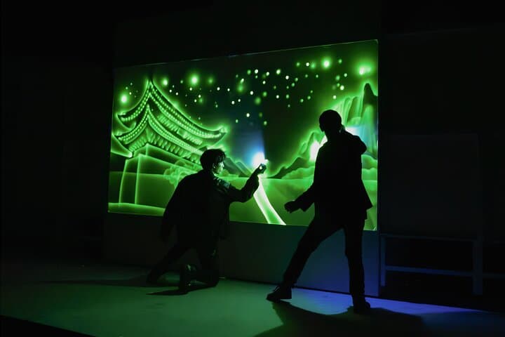 Painters Show in Gwanghwamun Theater (nearby Seodaemun station)