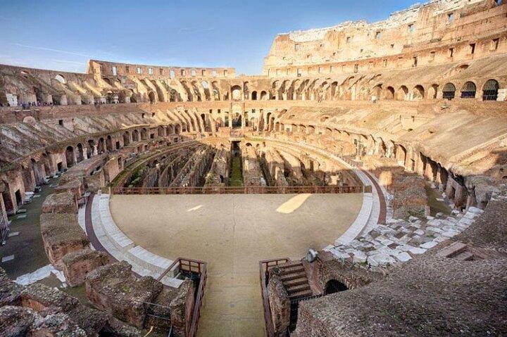 Private Colosseum Tour with Roman Forum and Palatine Hill Access
