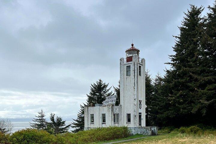 Juneau Lighthouse Tours - Whale watching & Lighthouse Combo