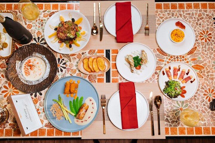 Experience a Romantic Date For Two at GLAMISQUE – Fusion Dining