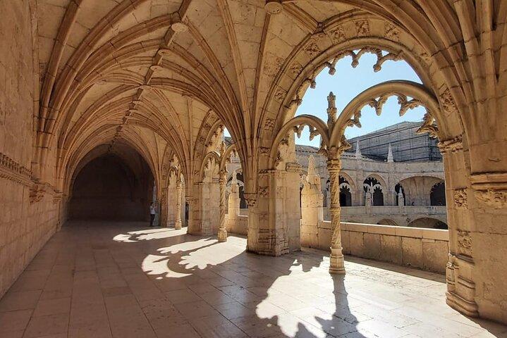 Belém: Jeronimos Monastery, Tickets and Guided tour