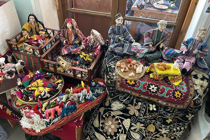 Tashkent: Hands-On Uzbek Culture & Pottery Workshop