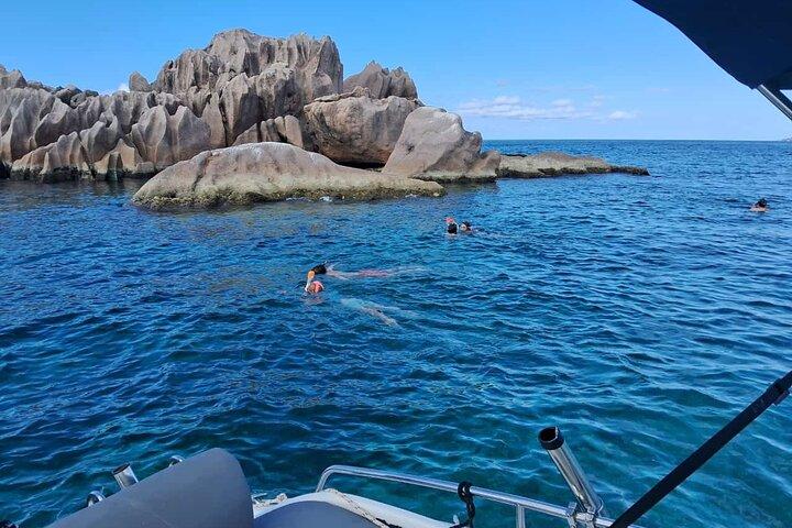 Half Day Snorkeling Sister,Coco and Felicite Islands from Praslin
